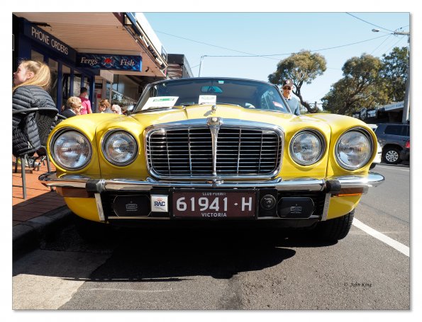 Jaguar - XJ6