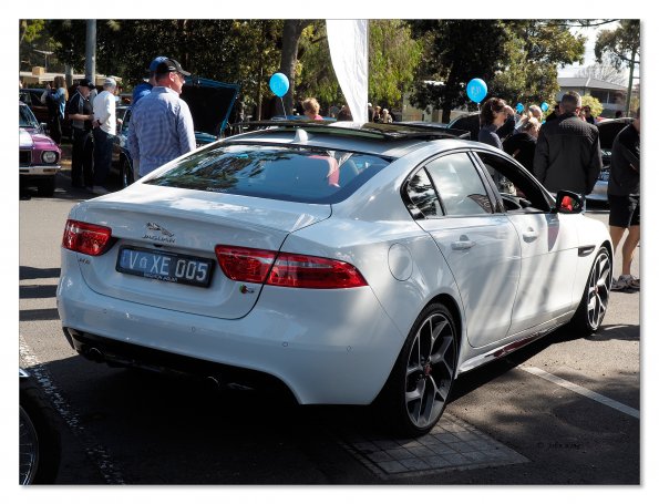 Jaguar XE