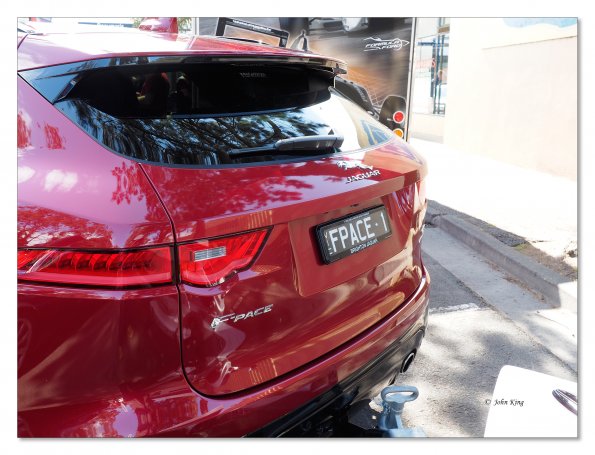 Jaguar F Pace
