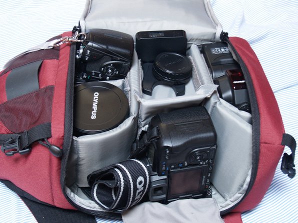Lowepro 200AW
