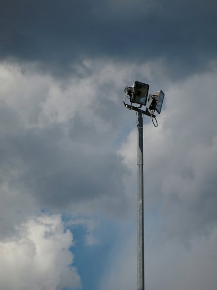 OLYMPUS E-510
